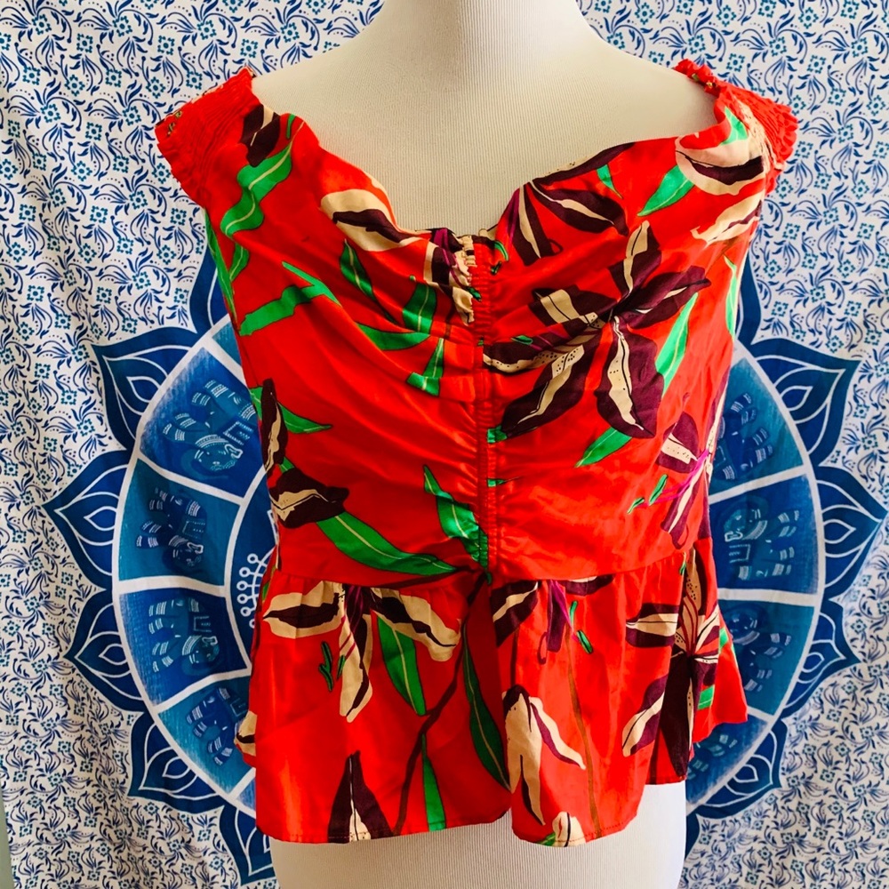 Zara Hawaiian 🌺 off the shoulder Print top